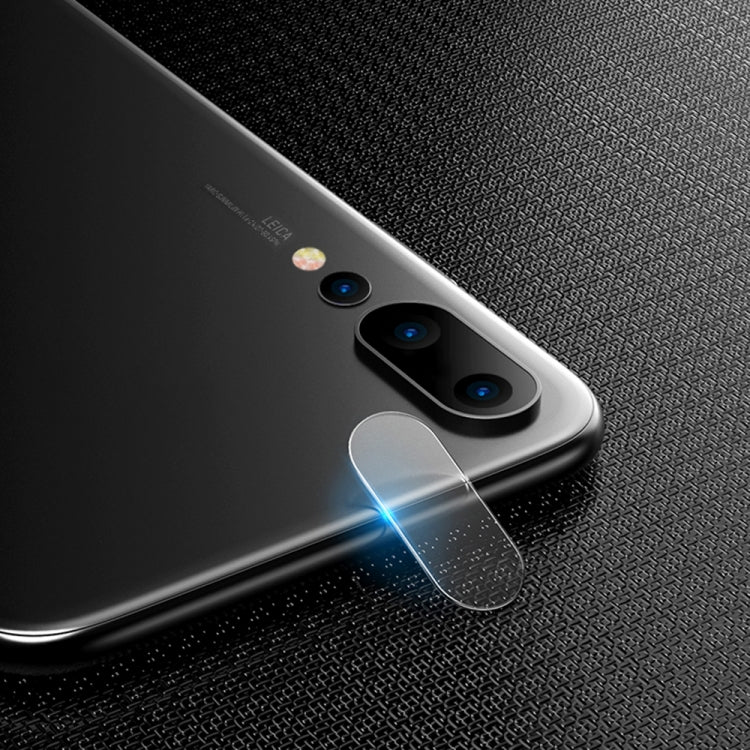 0.3 มม. 2.5D โปร่งใสด้านหลังกล้องเลนส์ Protector กระจกนิรภัยป้องกันฟิล์มสำหรับ Huawei P20